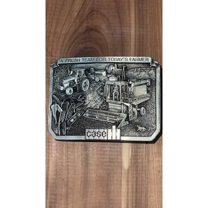Vtg 1988 Limited Edition Case IH Cast Belt Buckle Combine Tractor Farm Equipment